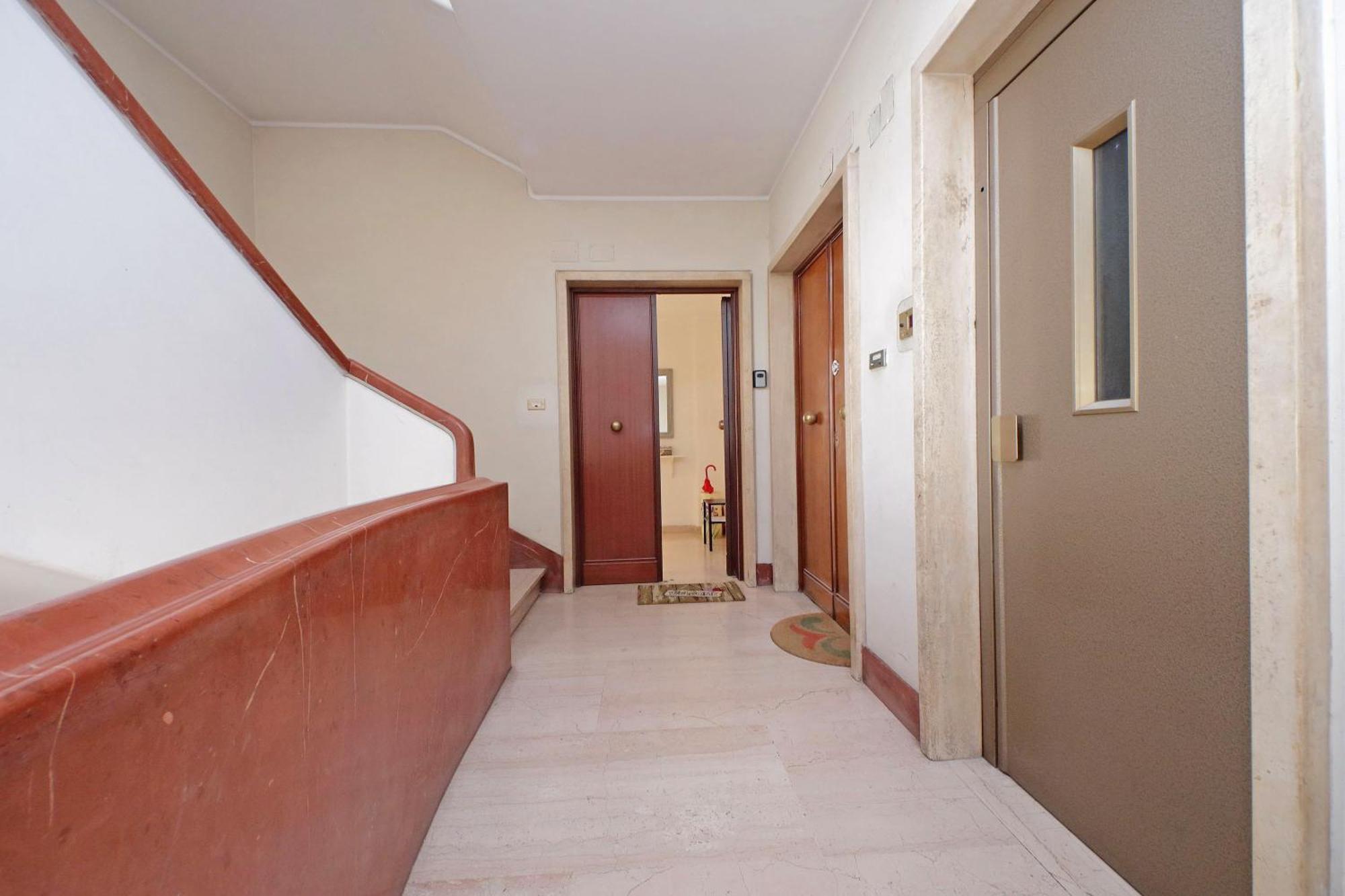Vatican Francy's House - San Pietro Apartment